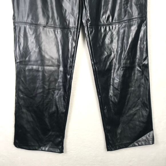 Halston Faux Leather Pleated Pants Medium Trouser Shiny Quiet Academia Baggy - Picture 5 of 10